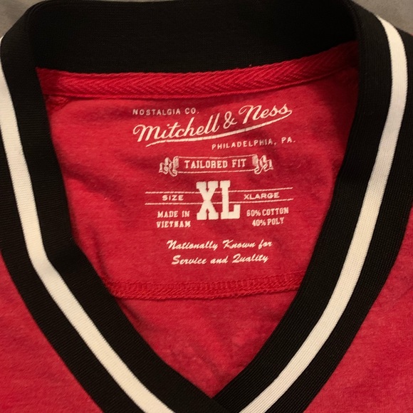 Vintage Chicago bulls Mitchell and ness top v neck - Picture 3 of 4